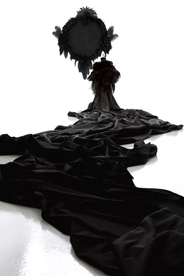 " - Jean-Luc Verna, vous n'êtes pas un peu beaucoup maquillé?- Non"? Exposition du 08 .02 au 7.10.2023. ©Jean-Luc Verna, galerie Air de Paris, galerie Ceysson et Bénétière, galerie Espace à vendre. Photos © Valérie Servant.