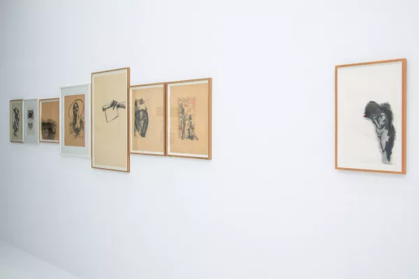 " - Jean-Luc Verna, vous n'êtes pas un peu beaucoup maquillé?- Non"? Exposition du 08 .02 au 7.10.2023. ©Jean-Luc Verna, galerie Air de Paris, galerie Ceysson et Bénétière, galerie Espace à vendre. Photos © Valérie Servant.