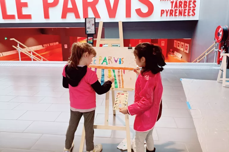 ATELIER PEINTURE SUR CHEVALET