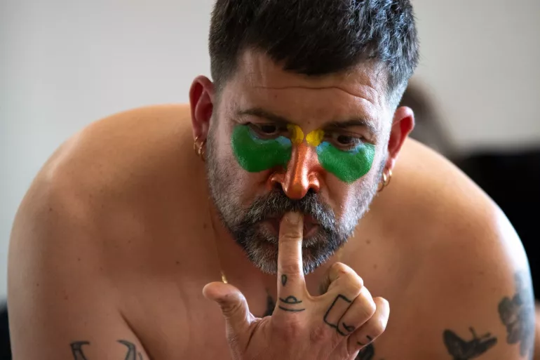 "Pose Queer" atelier-performance