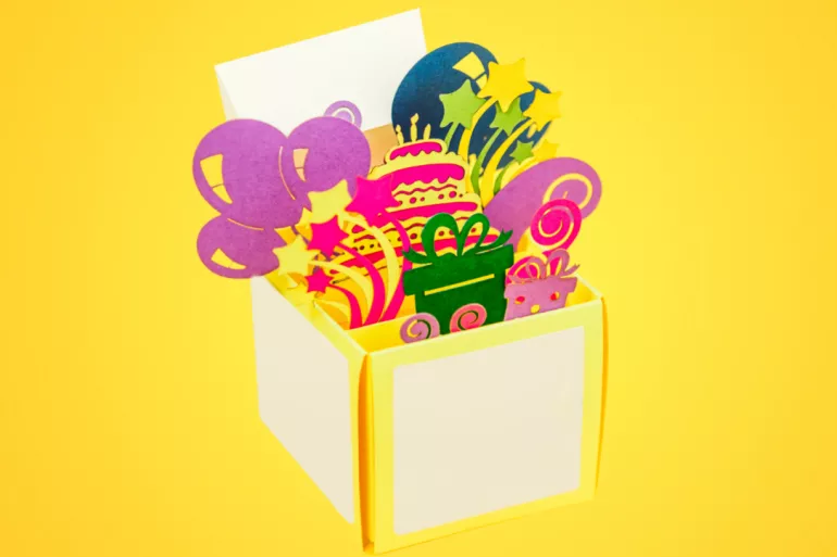 Pop-Up : Carte d'Anniversaire