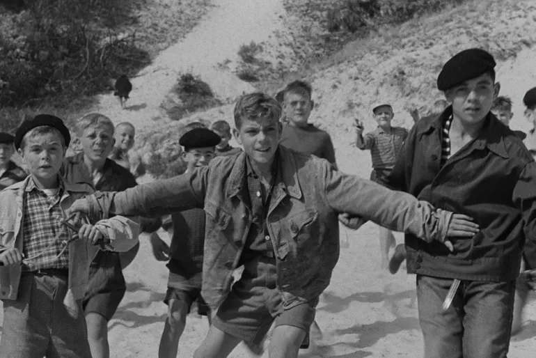 LA GUERRE DES BOUTONS