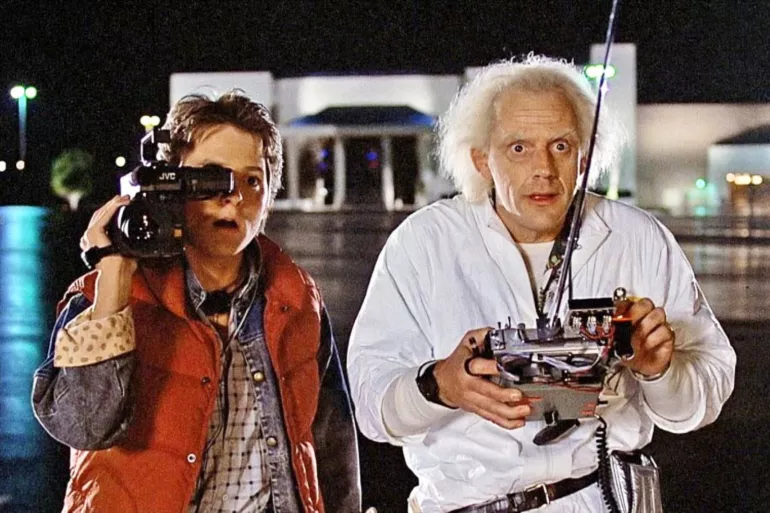 SOIRÉE RETOUR VERS LE FUTUR SOIRÉE RETOUR VERS LE FUTUR