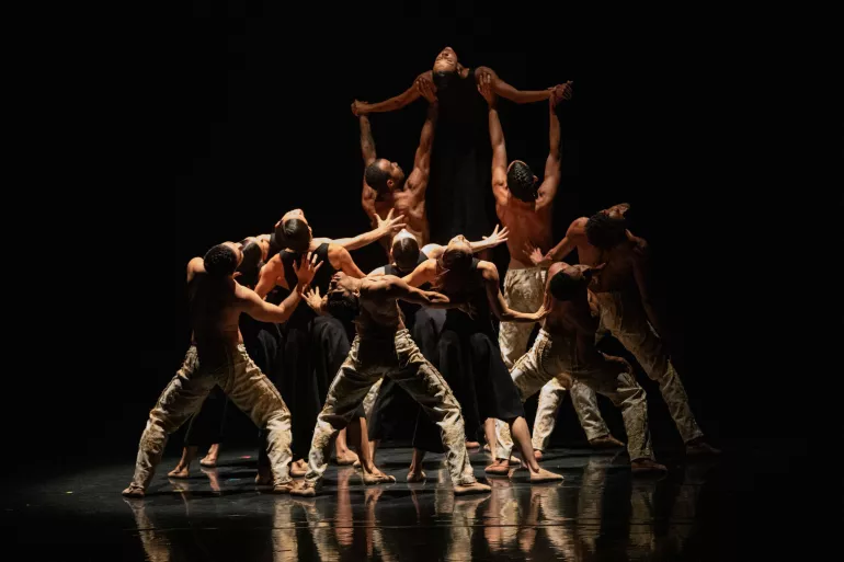 SÃO PAULO  DANCE  COMPANY